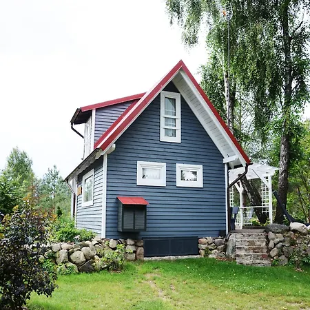 Comfortable Homes With A Beautiful Garden Dom wakacyjny *