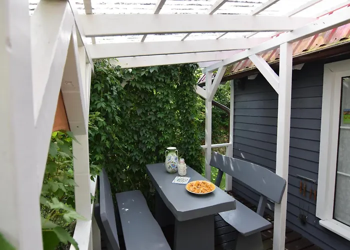 Comfortable Homes With A Beautiful Garden Σπίτι διακοπών